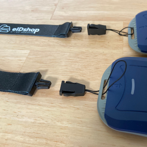 Hoe bevestig je de Zetes bluetooth kaartlezer aan de bijhorende lanyard